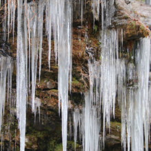 三十槌の氷柱の画像