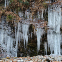 三十槌の氷柱の画像