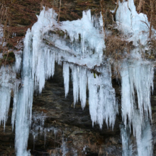 三十槌の氷柱の画像