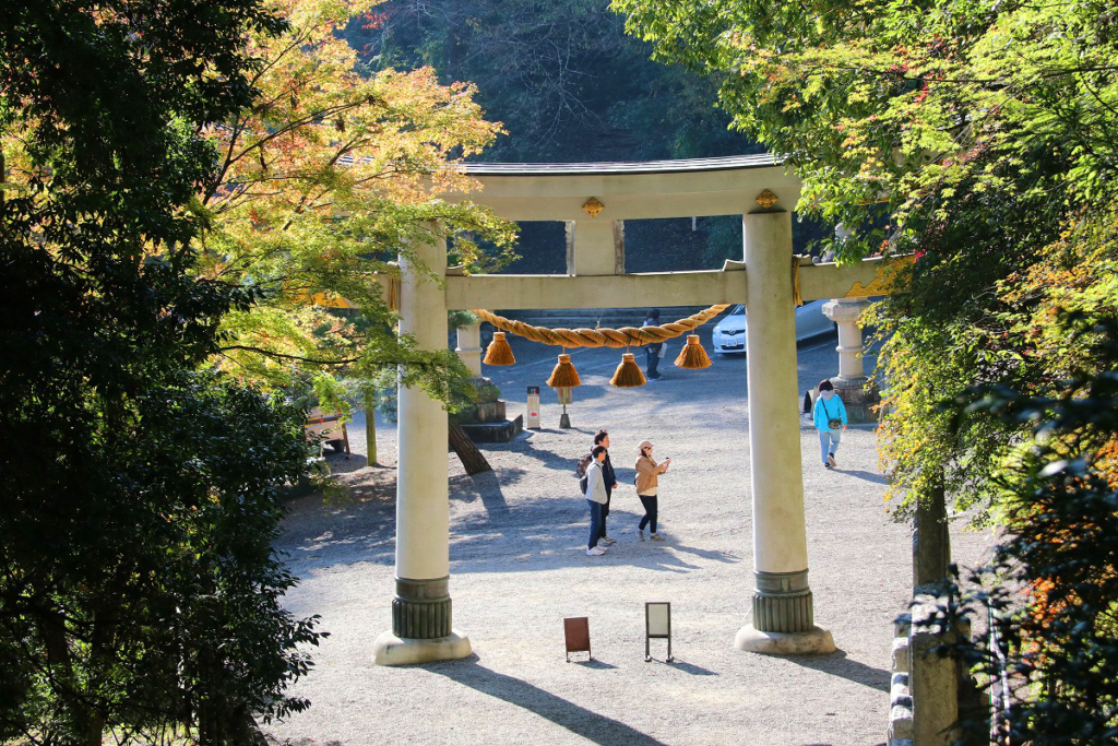 寶登山神社紅葉の画像