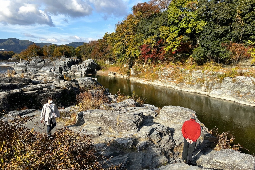 岩畳周辺紅葉の画像