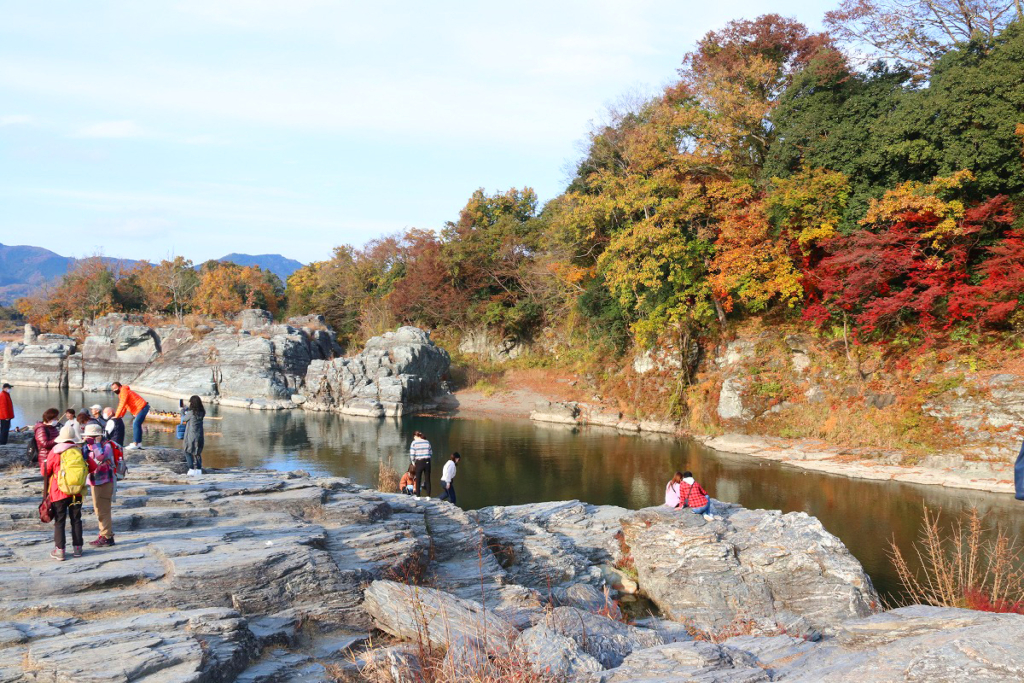 岩畳周辺紅葉の画像