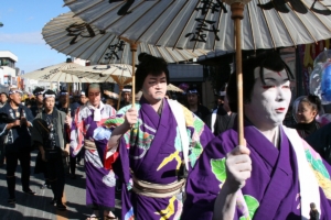 おねり（歌舞伎道中）　秩父歌舞伎正和会