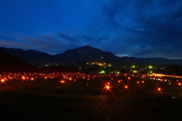 寺坂棚田かがり火まつり