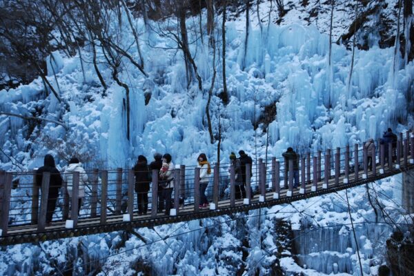 尾ノ内渓谷氷柱