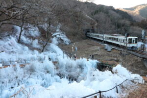 あしがくぼの氷柱