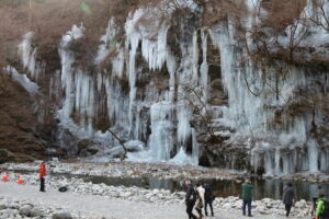 大滝三十槌の氷柱